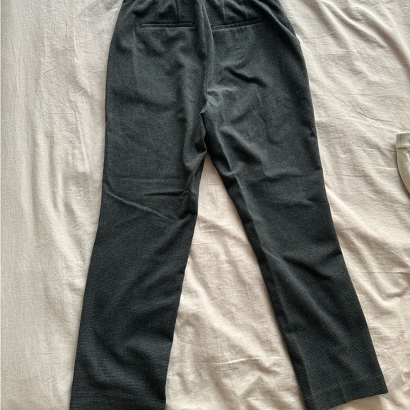 brand new UNIQLO stretchy brushed pants - Picture 4 of 4